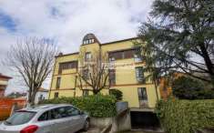 Foto Appartamento in vendita a Reggio Emilia