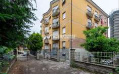 Foto Appartamento in vendita a Reggio Emilia