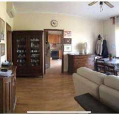 Foto Appartamento in vendita a Reggio Emilia