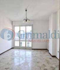 Foto Appartamento in vendita a Rho