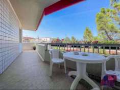 Foto Appartamento in vendita a Riccione - 4 locali 109mq