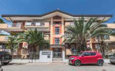 Foto Appartamento in vendita a Riccione