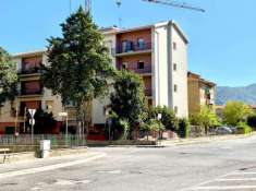 Foto Appartamento in vendita a Rieti - 4 locali 98mq