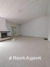 Foto Appartamento in vendita a Rignano Flaminio