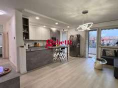 Foto Appartamento in vendita a Rimini - 4 locali 110mq