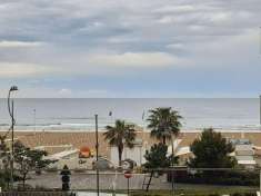 Foto Appartamento in vendita a Rimini
