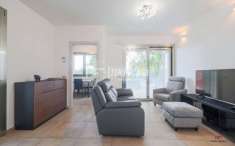 Foto Appartamento in vendita a Rimini