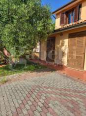 Foto Appartamento in vendita a Rio