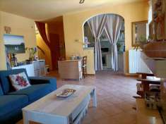 Foto Appartamento in vendita a Riolo Terme - 5 locali 138mq
