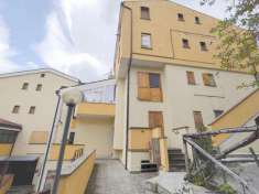 Foto Appartamento in vendita a Rocca Di Cambio - 1 locale 40mq