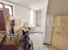 Foto Appartamento in vendita a Rocca Di Cambio