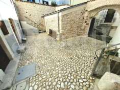 Foto Appartamento in vendita a Rocca Di Mezzo