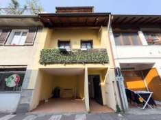 Foto Appartamento in vendita a Rogeno - 2 locali 51mq
