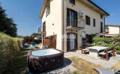 Foto Appartamento in vendita a Rogeno