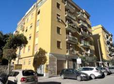 Foto Appartamento in vendita a Roma - 2 locali 66mq