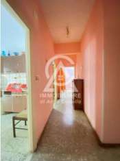 Foto Appartamento in vendita a Roma - 2 locali 92mq
