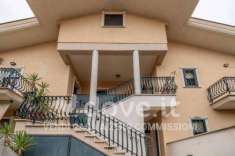 Foto Appartamento in vendita a Roma - 3 locali 100mq