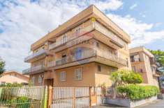 Foto Appartamento in vendita a Roma - 4 locali 133mq