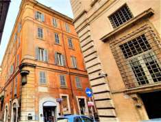 Foto Appartamento in vendita a Roma - 8 locali 260mq