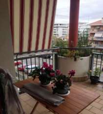 Foto Appartamento in Vendita a Roma, Eur Mezzocammino