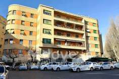 Foto Appartamento in vendita a Roma