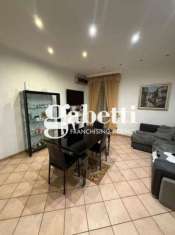 Foto Appartamento in vendita a Roma