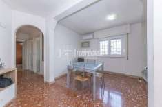 Foto Appartamento in vendita a Roma