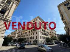 Foto Appartamento in vendita a Roma