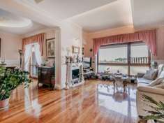 Foto Appartamento in vendita a Roma