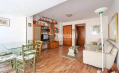 Foto Appartamento in vendita a Roma