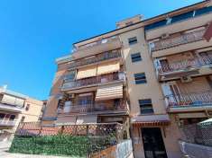 Foto Appartamento in vendita a Roma