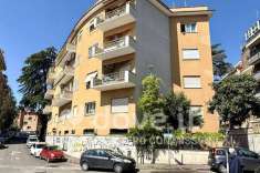 Foto Appartamento in vendita a Roma