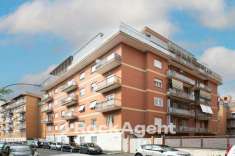 Foto Appartamento in vendita a Roma