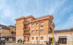 Foto Appartamento in vendita a Roma