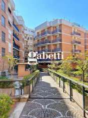 Foto Appartamento in vendita a Roma