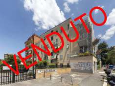 Foto Appartamento in vendita a Roma
