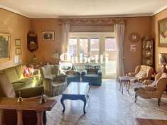 Foto Appartamento in vendita a Roma