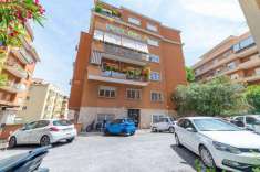 Foto Appartamento in vendita a Roma