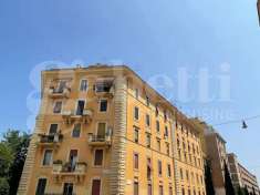 Foto Appartamento in vendita a Roma
