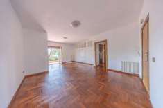 Foto Appartamento in vendita a Roma