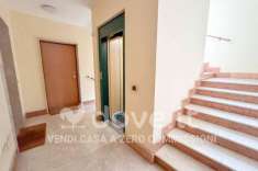 Foto Appartamento in vendita a Roma