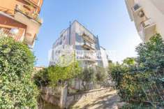 Foto Appartamento in vendita a Roma