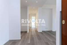 Foto Appartamento in vendita a Roma