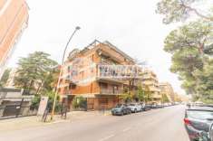Foto Appartamento in vendita a Roma