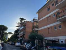 Foto Appartamento in vendita a Roma