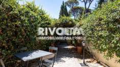 Foto Appartamento in vendita a Roma