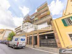 Foto Appartamento in vendita a Roma