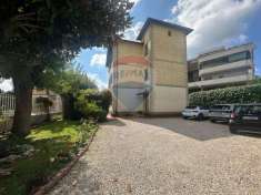 Foto Appartamento in vendita a Roma