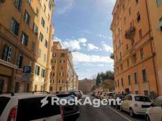 Foto Appartamento in vendita a Roma