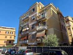 Foto Appartamento in vendita a Roma